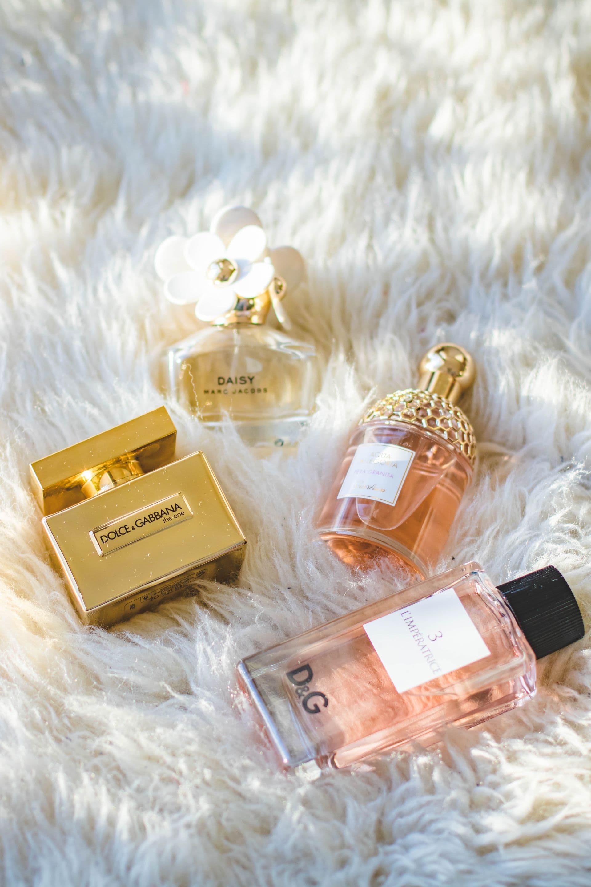 Dupes de parfums de luxe : les alternatives vraiment crédibles